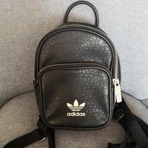 adidas Originals Classic Mini Backpack
